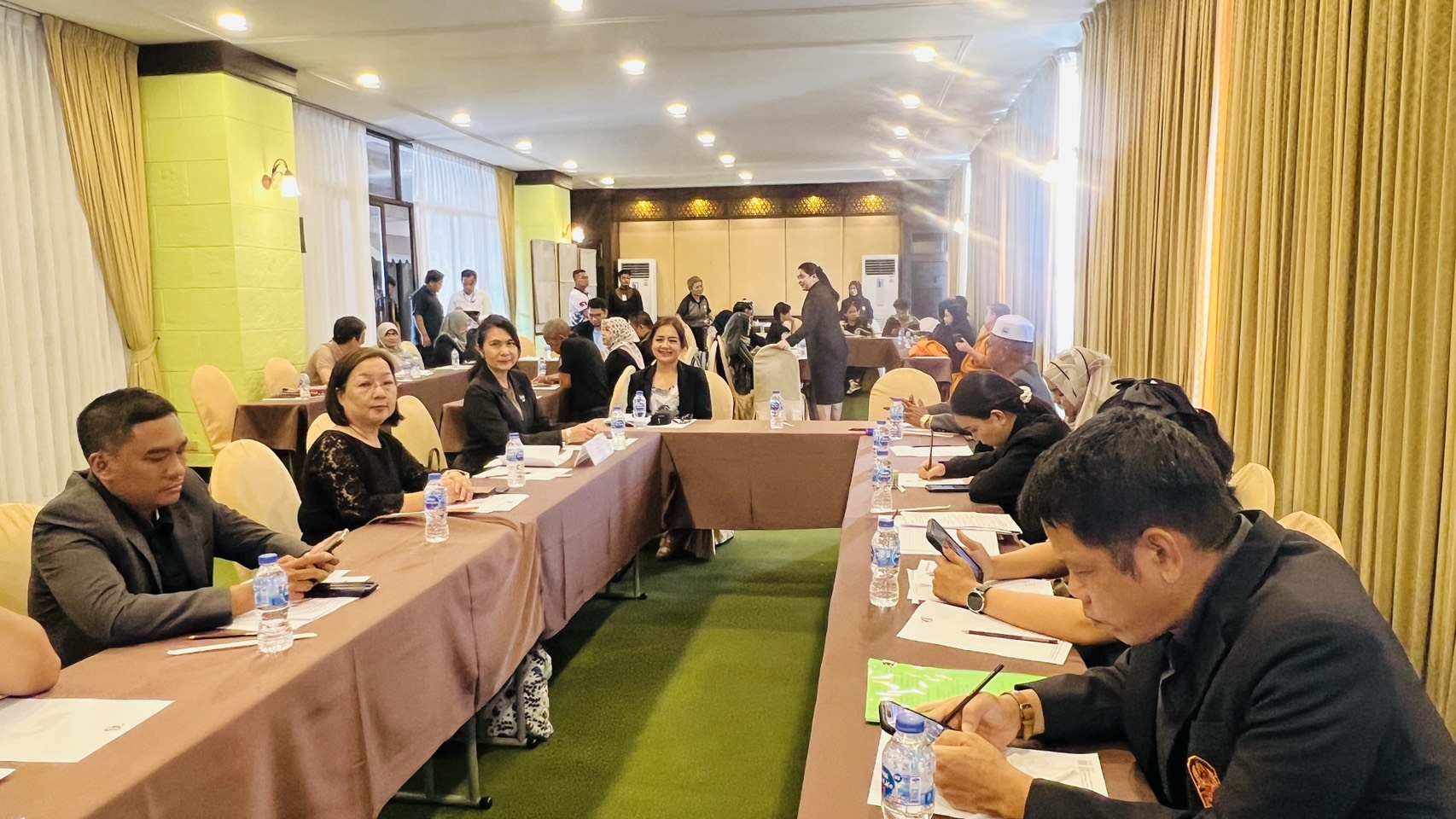 พาณิชย์จังหวัดปัตตานี เข้าร่วมการประชุมเชิงปฏิบัติการการจัดทำสรุปสถานการณ์ ปัญหา และอุปสรรคในการแก้ไขปัญหาในจังหวัดชายแดนภาคใต้ ประจำปีงบประมาณ พ.ศ.2569